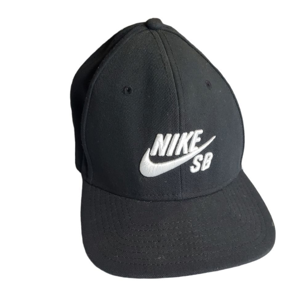 NIKE ball cap black with white logo